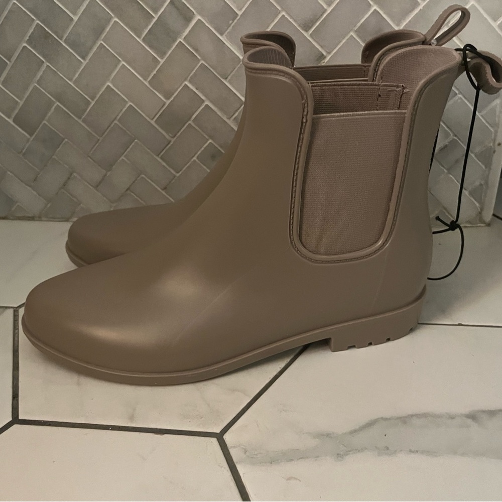 A New day Chelsea waterproof rain Boots
